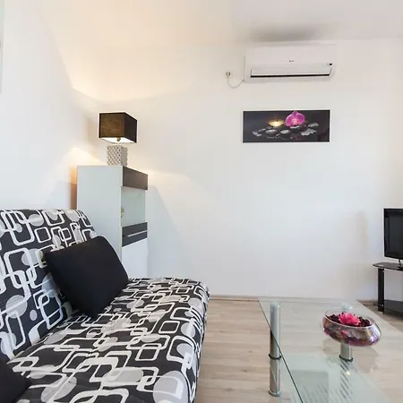 Zoran Apartment